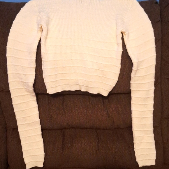 PLT Shape Cream Panelled Knit Crop Sweater Sz Medium - Picture 3 of 4